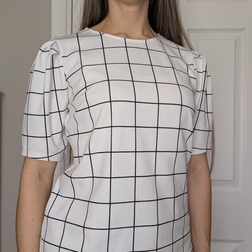 Women's White Grid Pattern Top